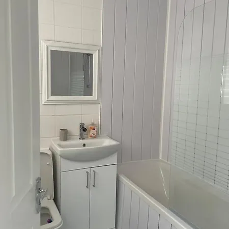 Luxury Spacious 2 Bedroom Home. Liverpool Exterior photo
