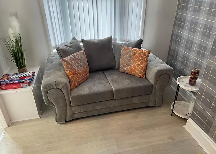 Luxury Spacious 2 Bedroom Home.