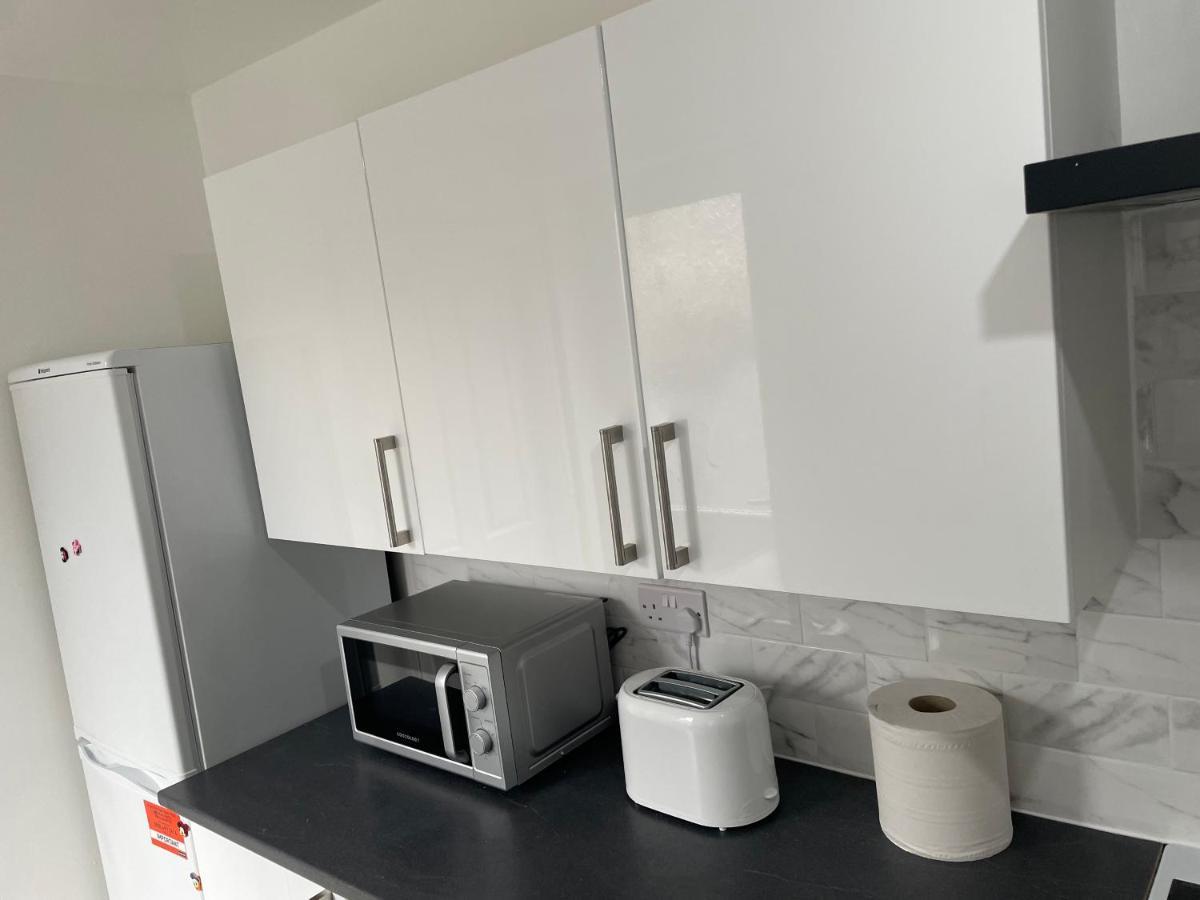 Luxury Spacious 2 Bedroom Home. Apartment