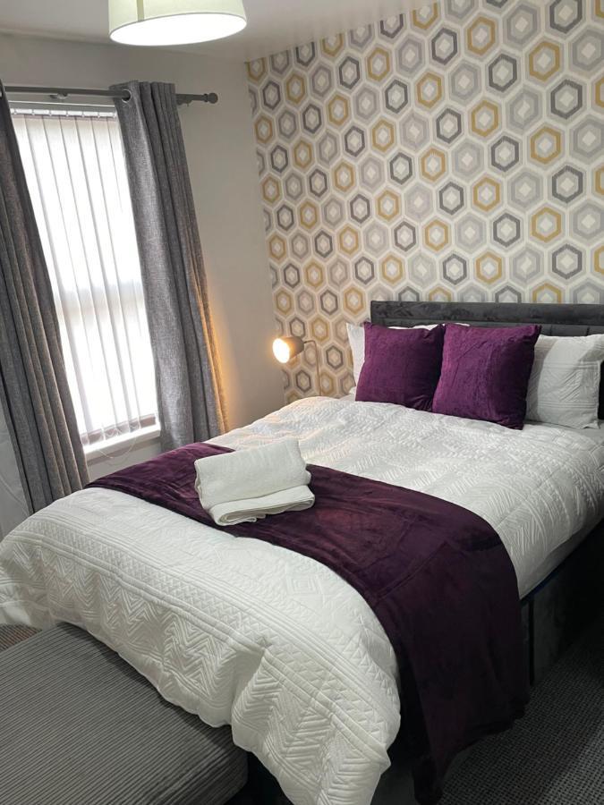 Luxury Spacious 2 Bedroom Home. Apartment *