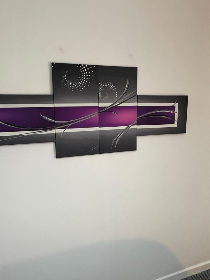 Luxury Spacious 2 Bedroom Home. * Liverpool
