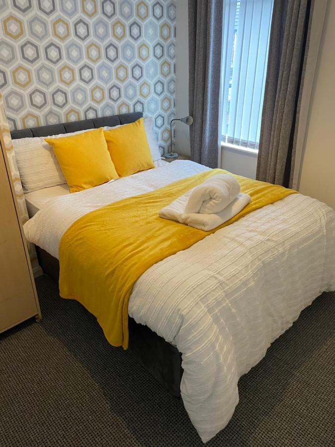 Luxury Spacious 2 Bedroom Home. Apartment *